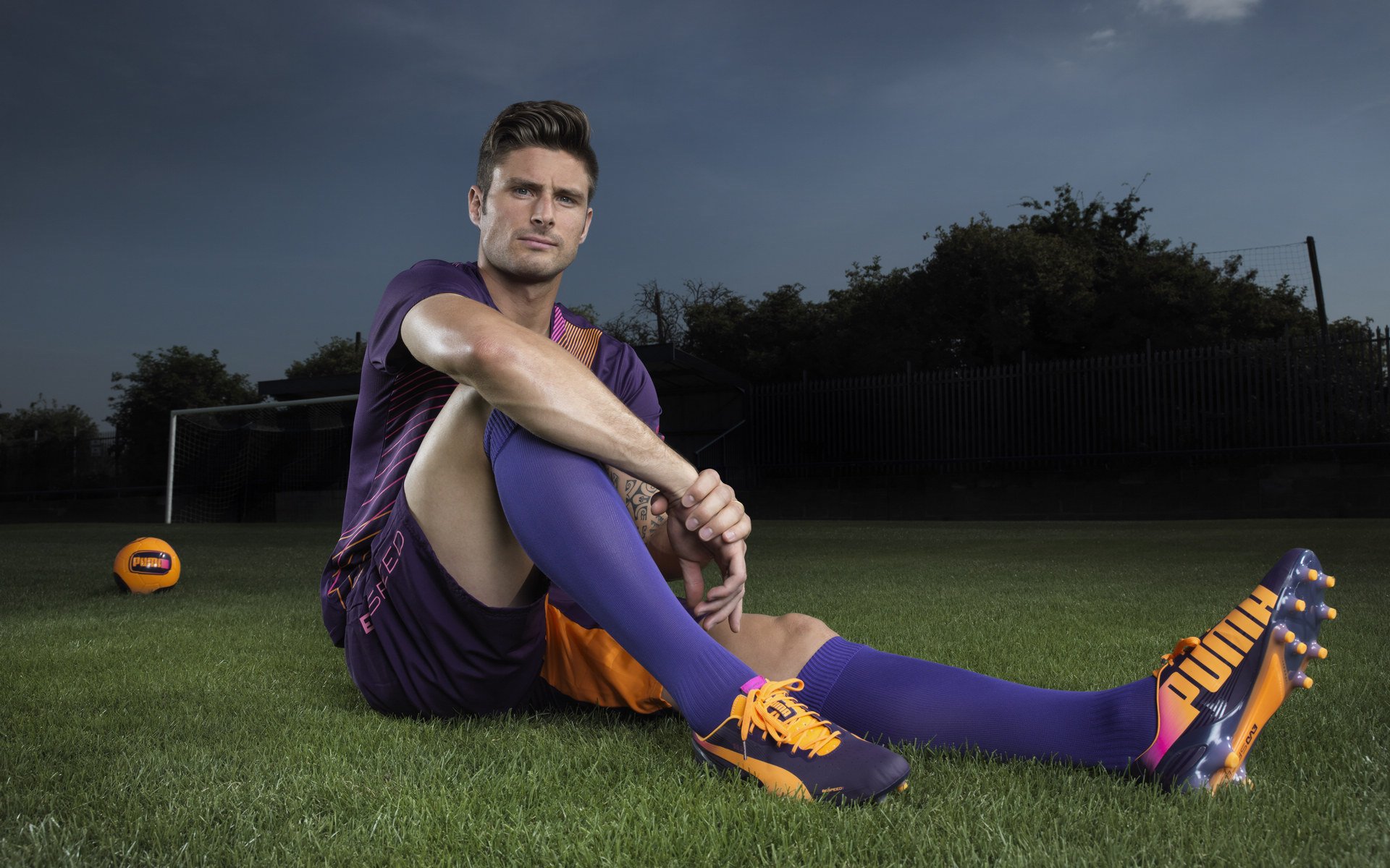 深圳队压制马刺，保罗成为关键先生，一场跨越篮球文化的胜利叙事