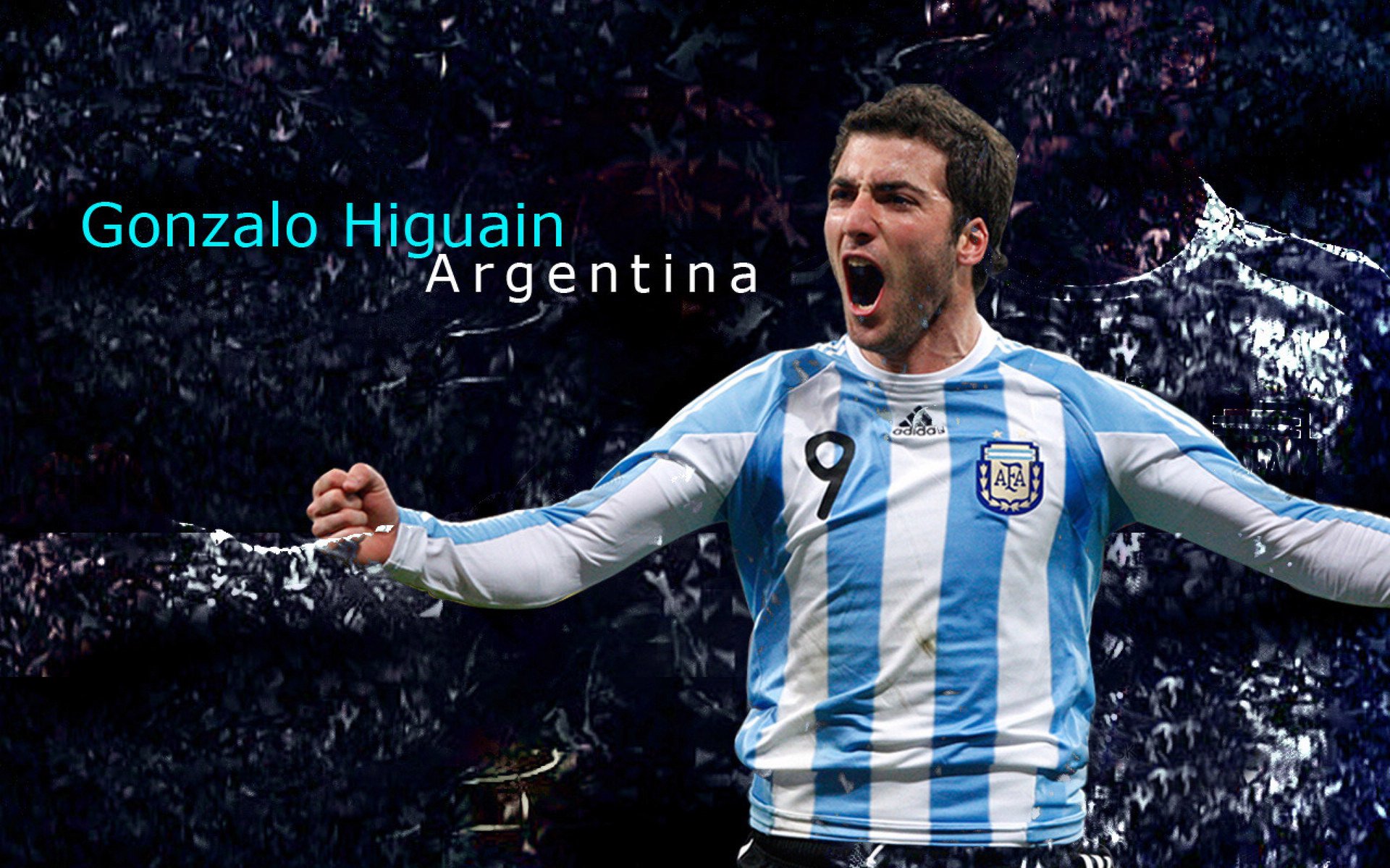 赛道与球场，当贝恩在F1年度争冠战接管比赛，深圳队强压太阳